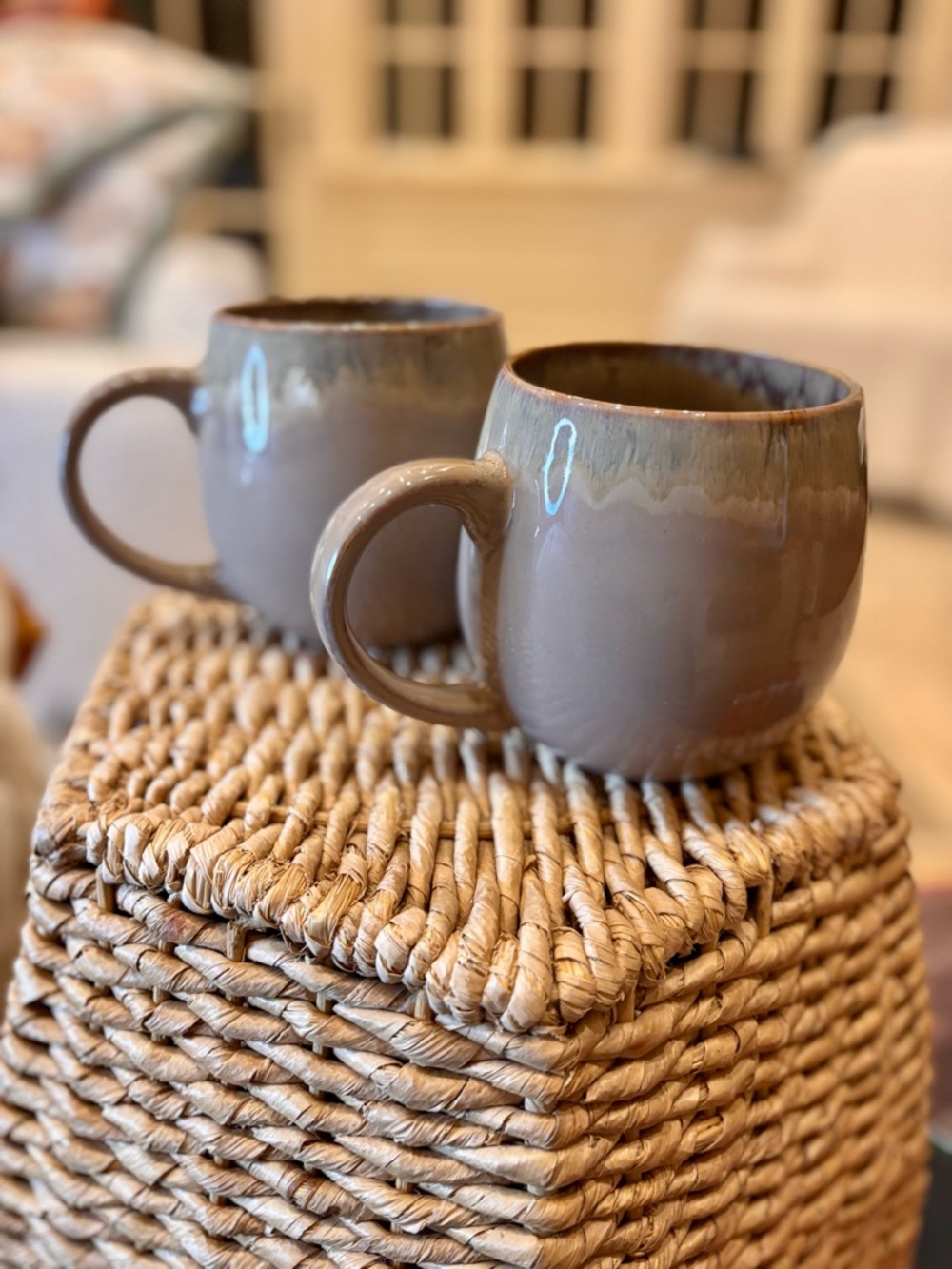 Ceramic Glazed Hug Mug - Set of 2